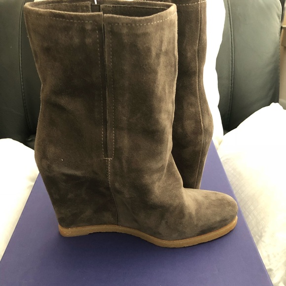 Stuart Weitzman Scout Wedge Boot - Size 9.5